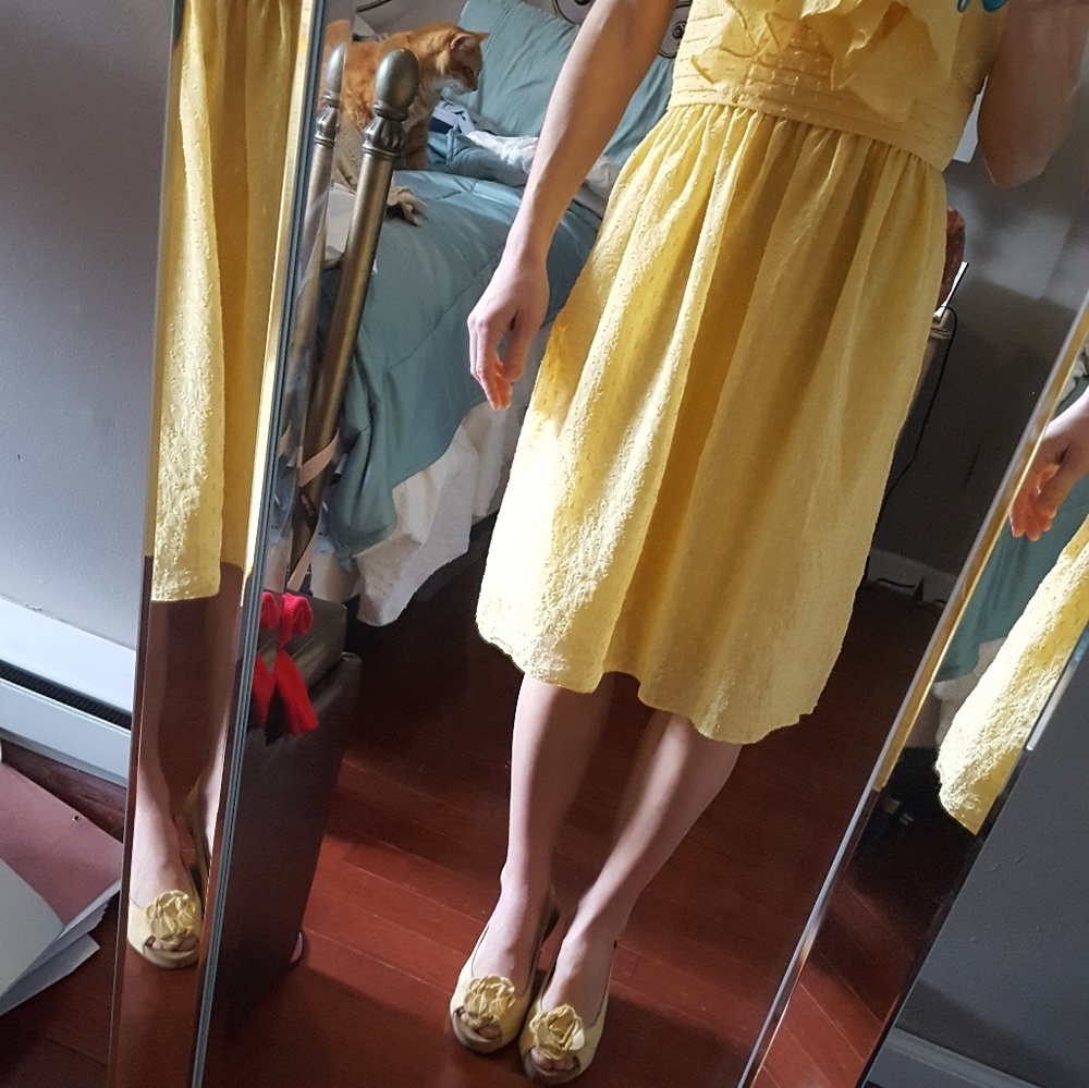 Yellow BCBG Paris Dress - Picture 4 of 8